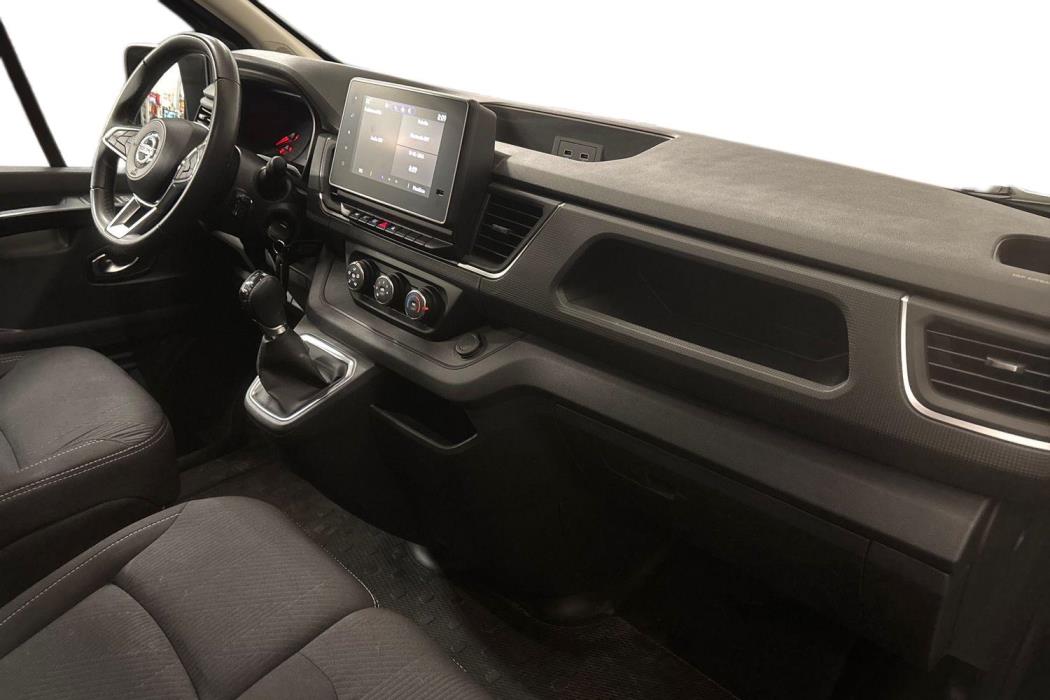 Nissan Primastar 2024