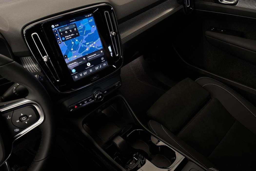 Volvo EX40 2027