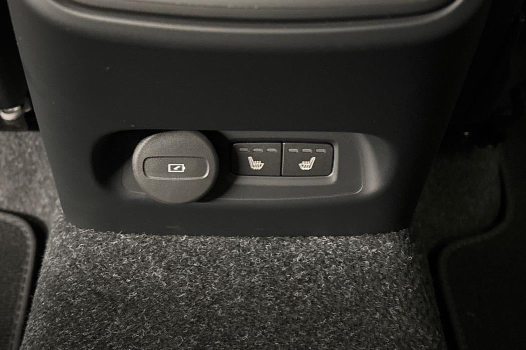 Volvo EX40 2027
