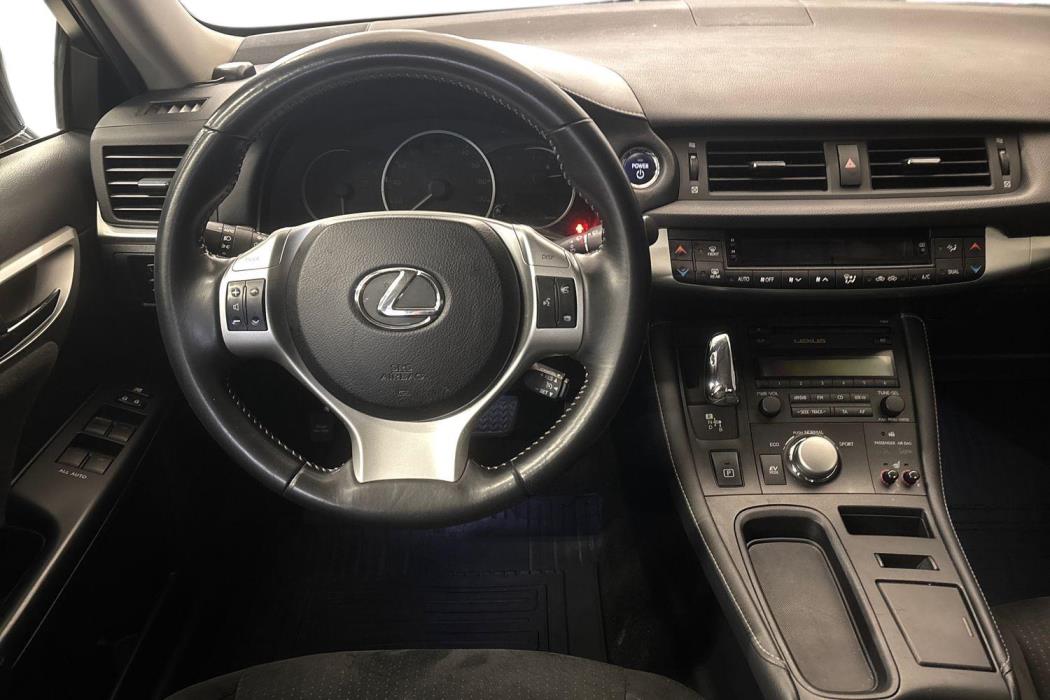 LEXUS CT 2013