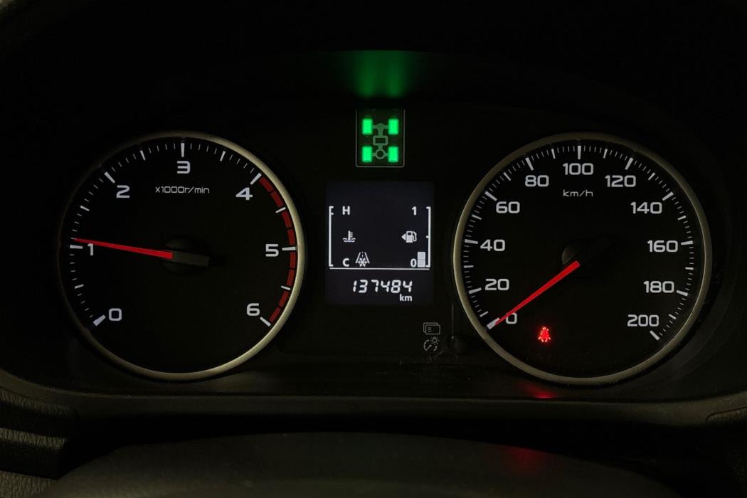 Mitsubishi L200 2016