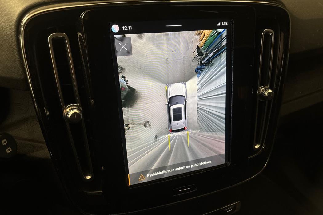Volvo XC40 2023