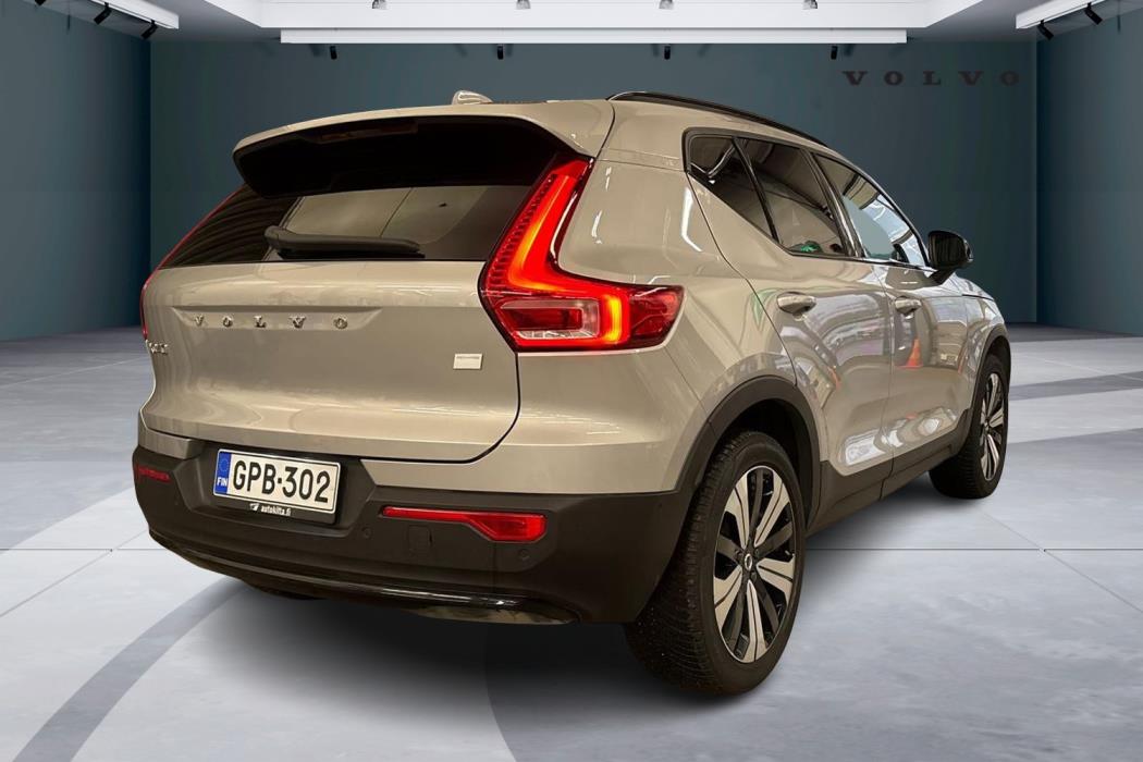 Volvo XC40 2023