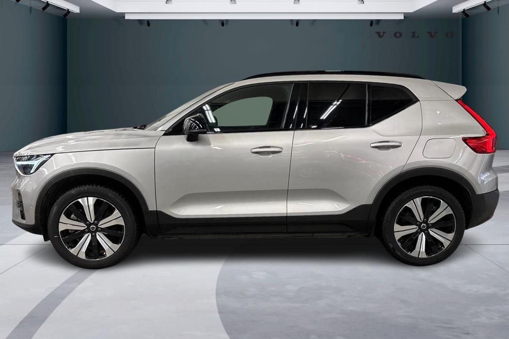 Volvo XC40 2023