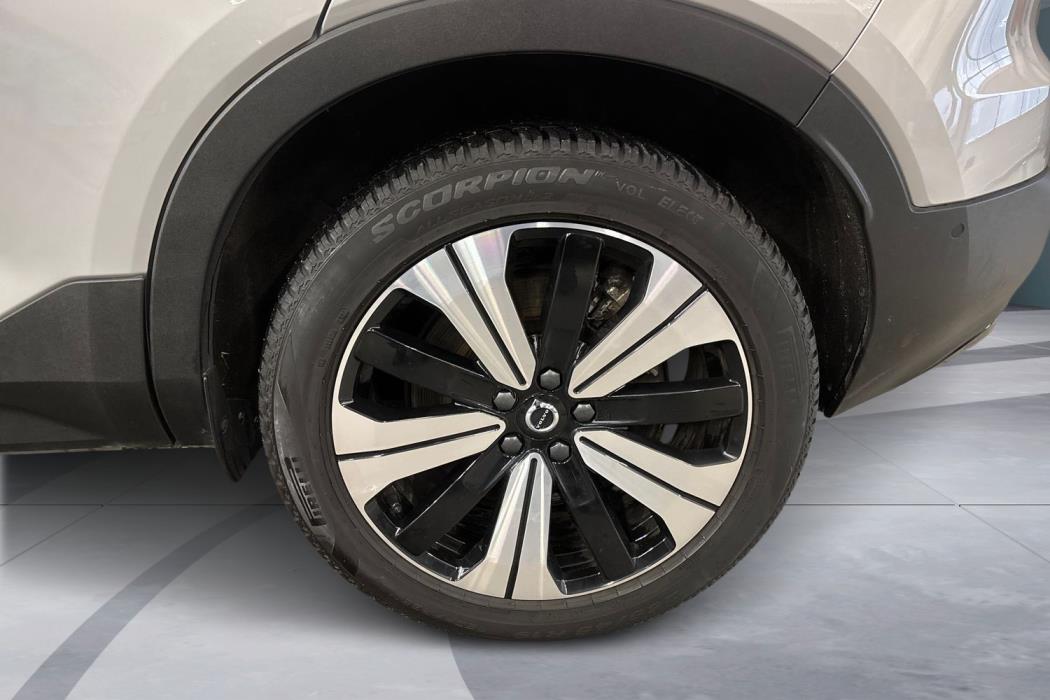 Volvo XC40 2023