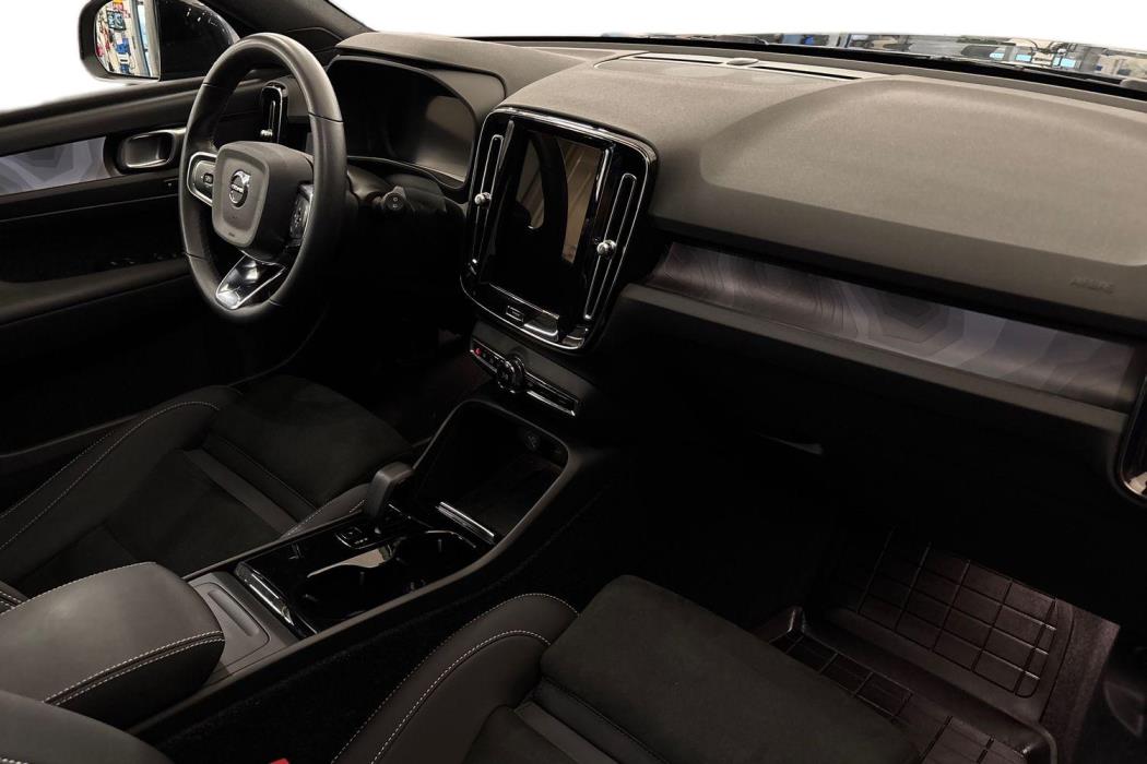 Volvo XC40 2023