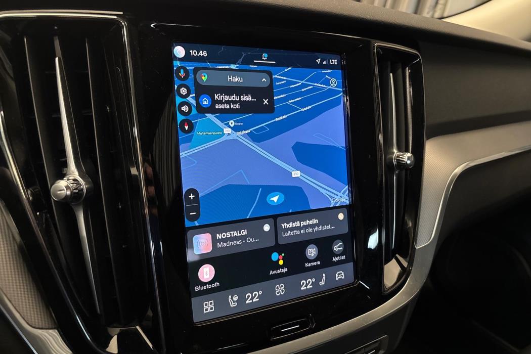 Volvo V60 2024