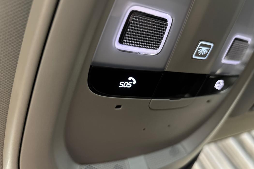Volvo V60 2024