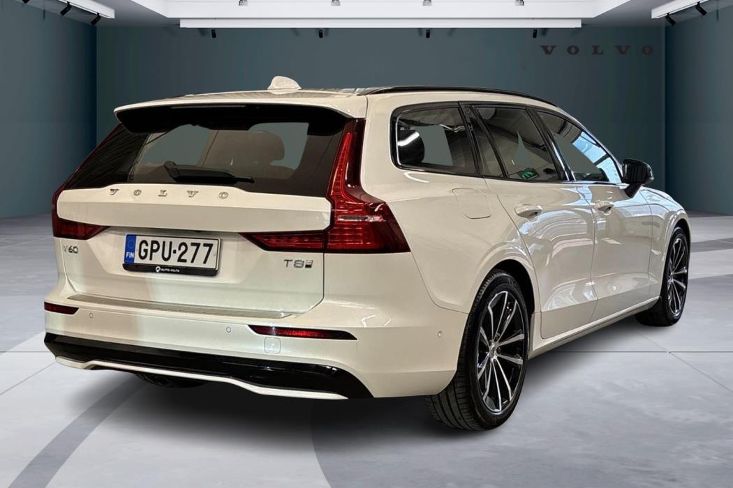 Volvo V60 2024