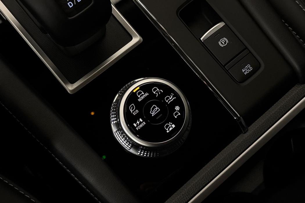 Mitsubishi Outlander 2025