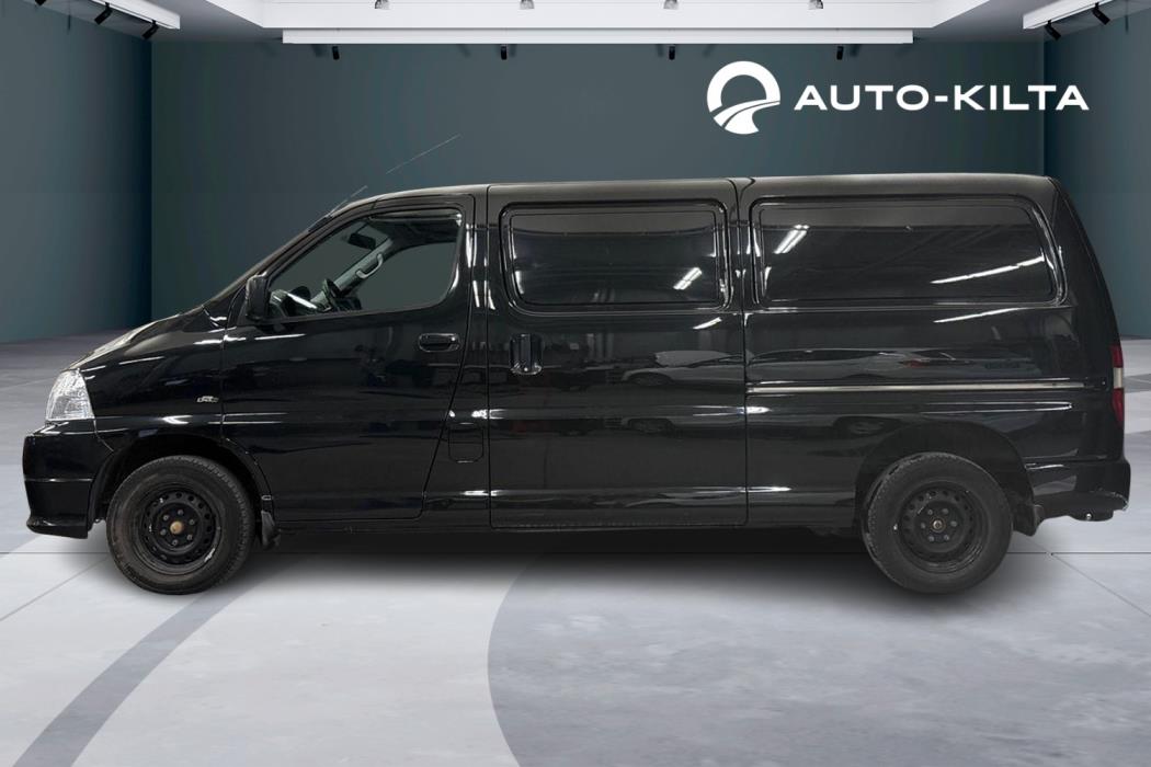 TOYOTA HIACE 2010