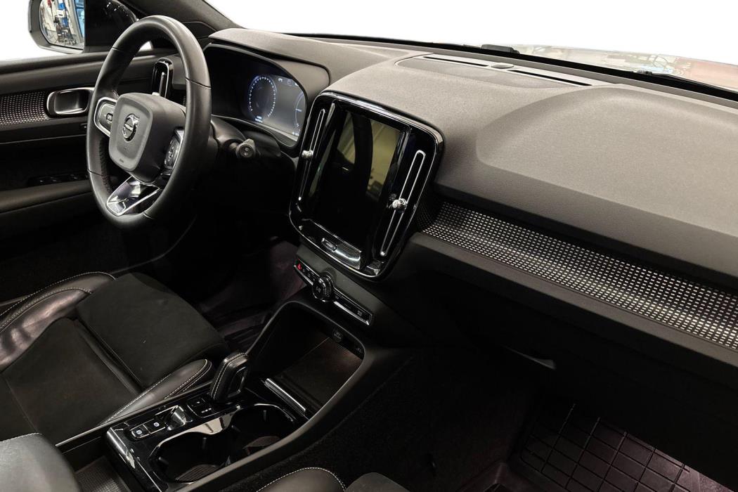 Volvo XC40 2021