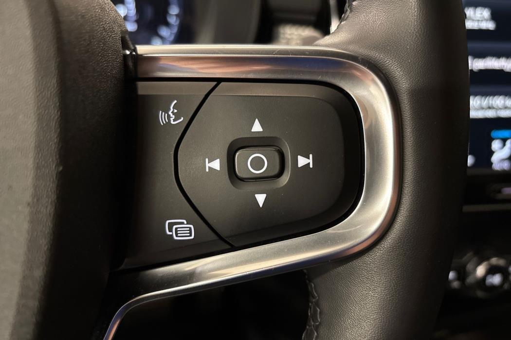 Volvo XC40 2021