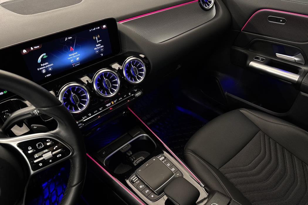 Mercedes-Benz GLA 2023