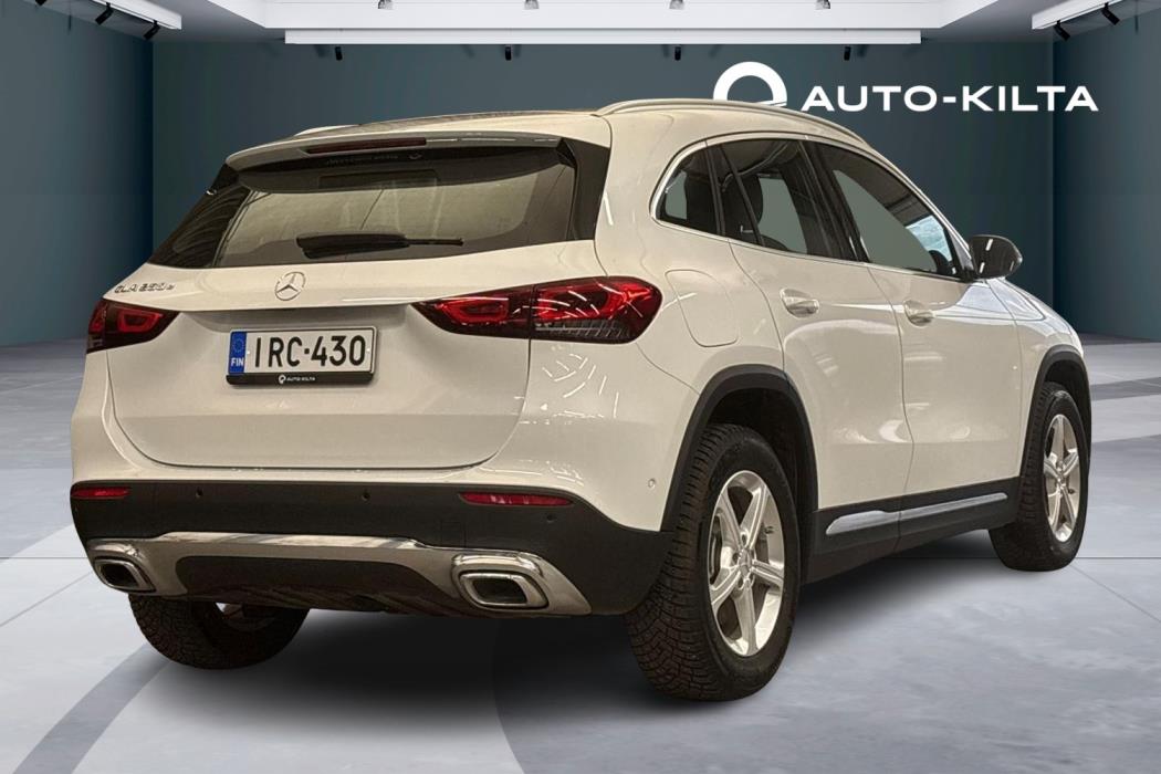 Mercedes-Benz GLA 2023