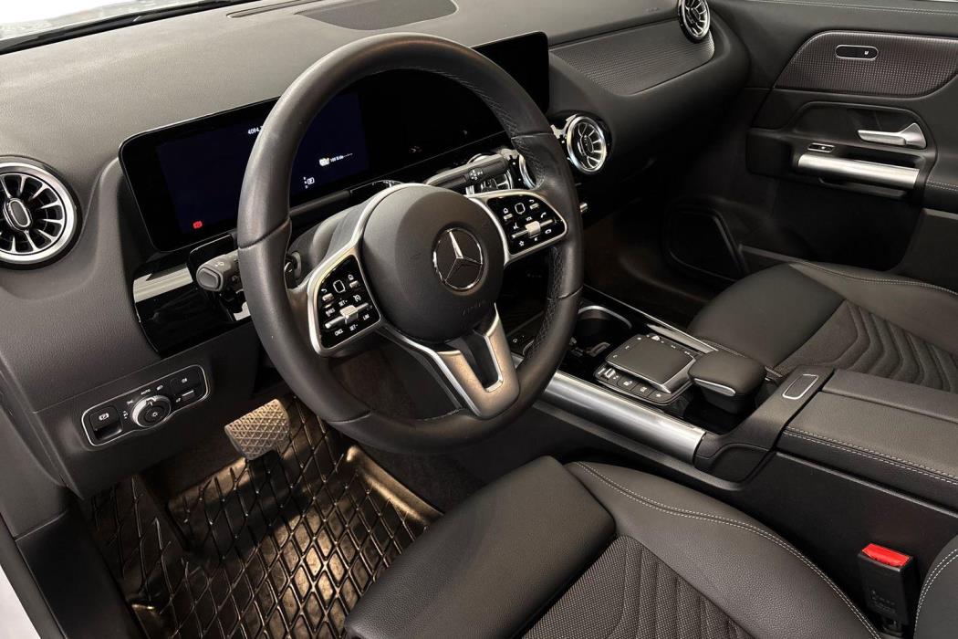 Mercedes-Benz GLA 2023