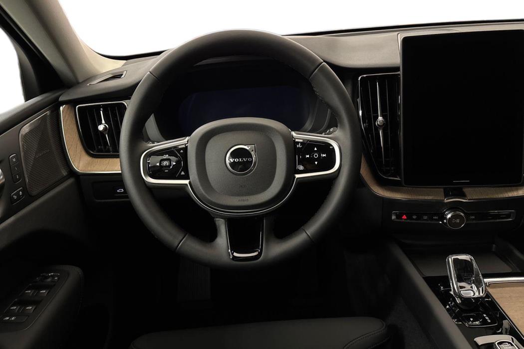Volvo XC60 2026
