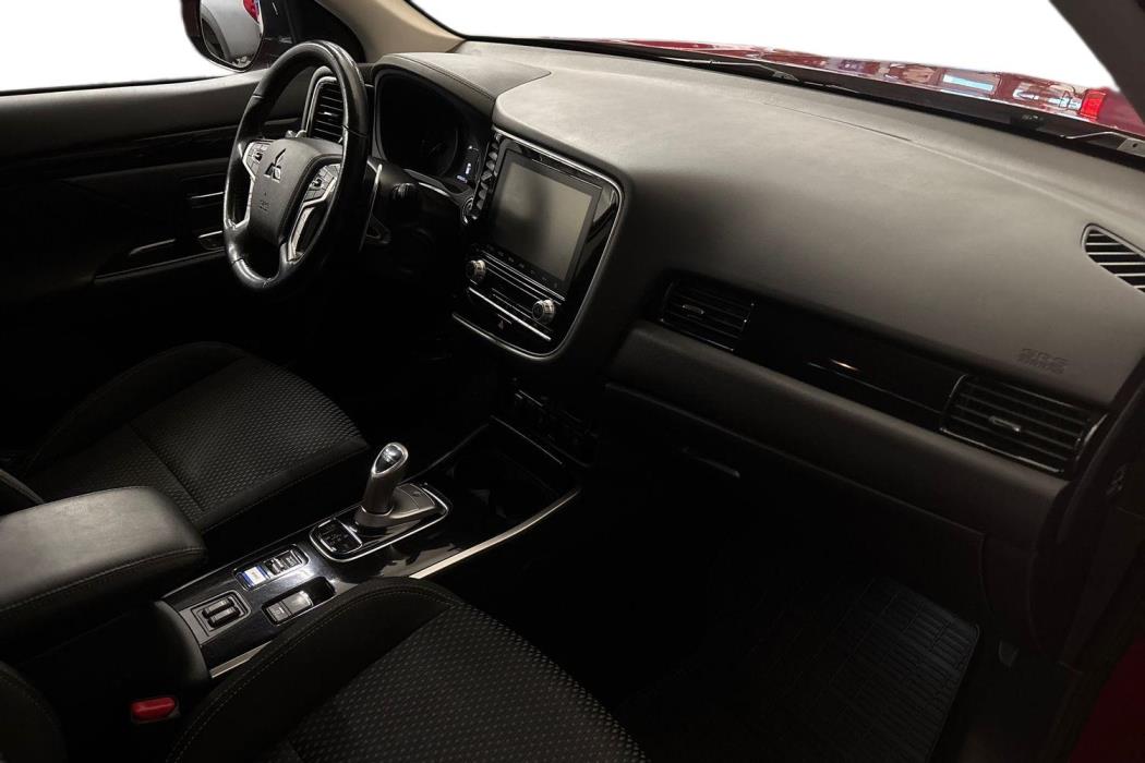 Mitsubishi Outlander PHEV 2019