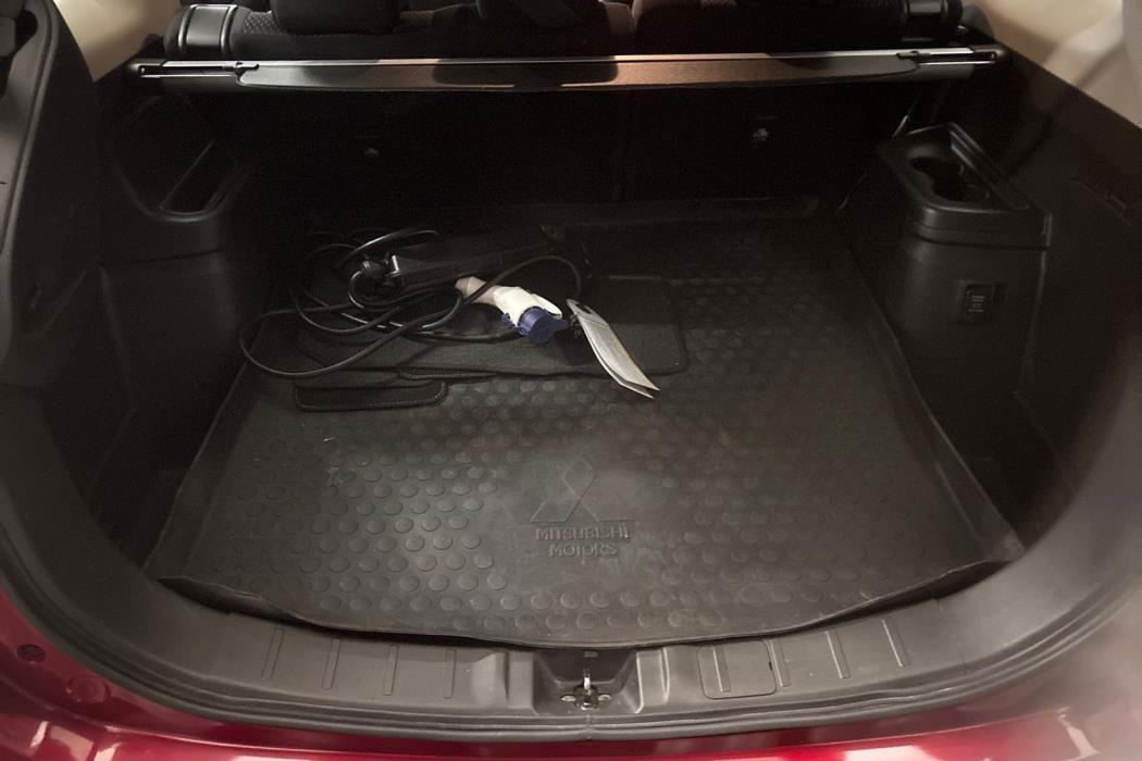 Mitsubishi Outlander PHEV 2019