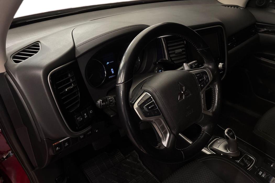 Mitsubishi Outlander PHEV 2019