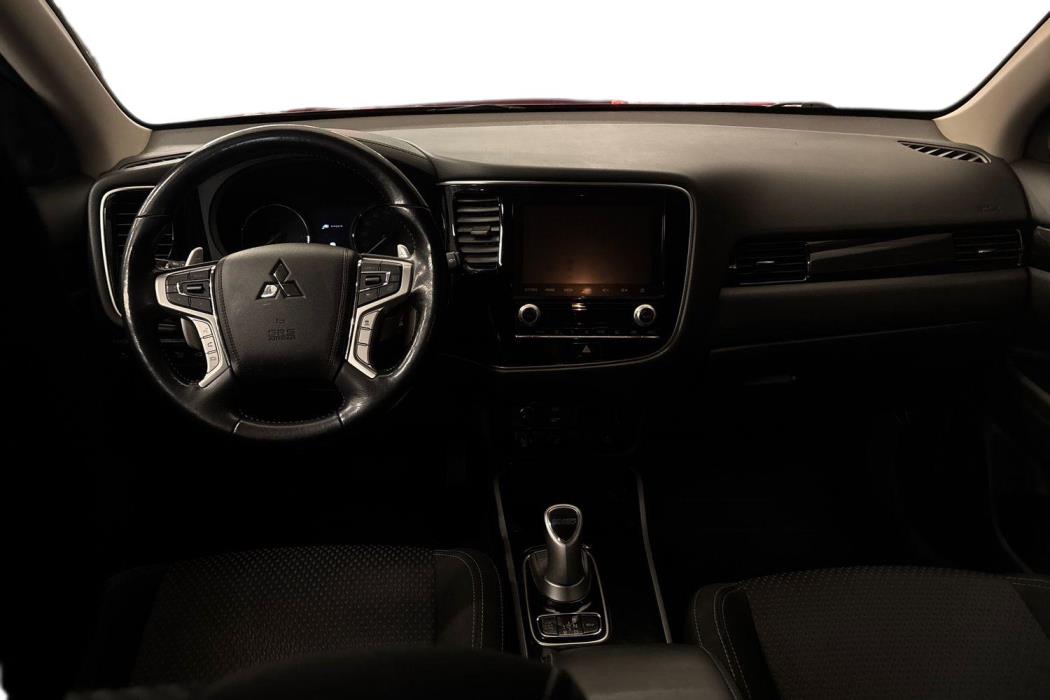 Mitsubishi Outlander PHEV 2019