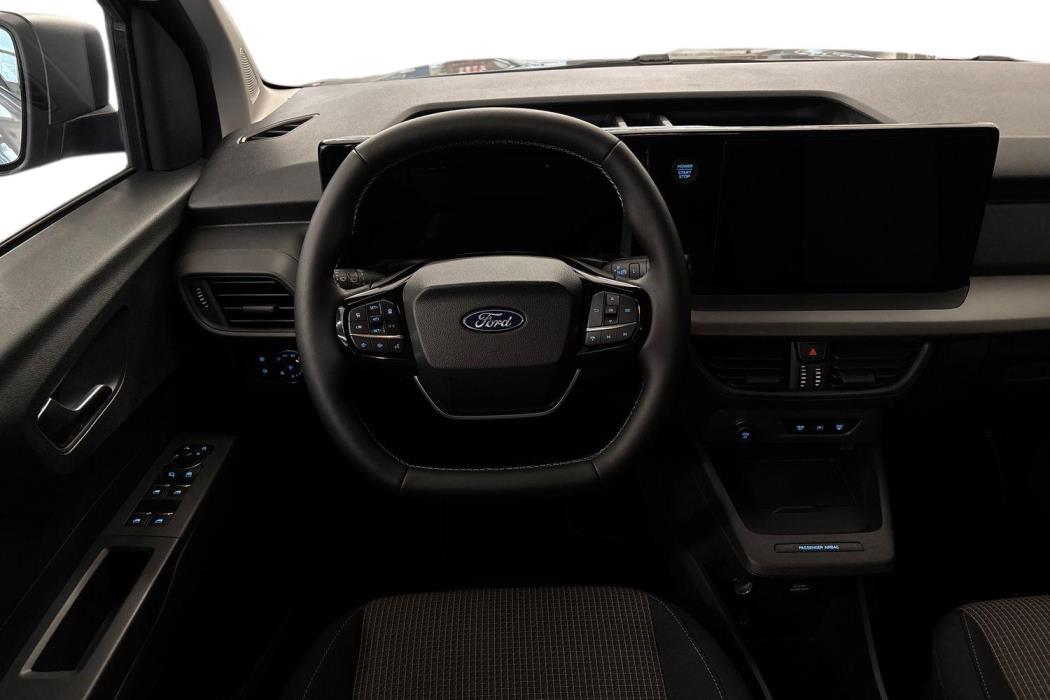 Ford Tourneo Courier 2025
