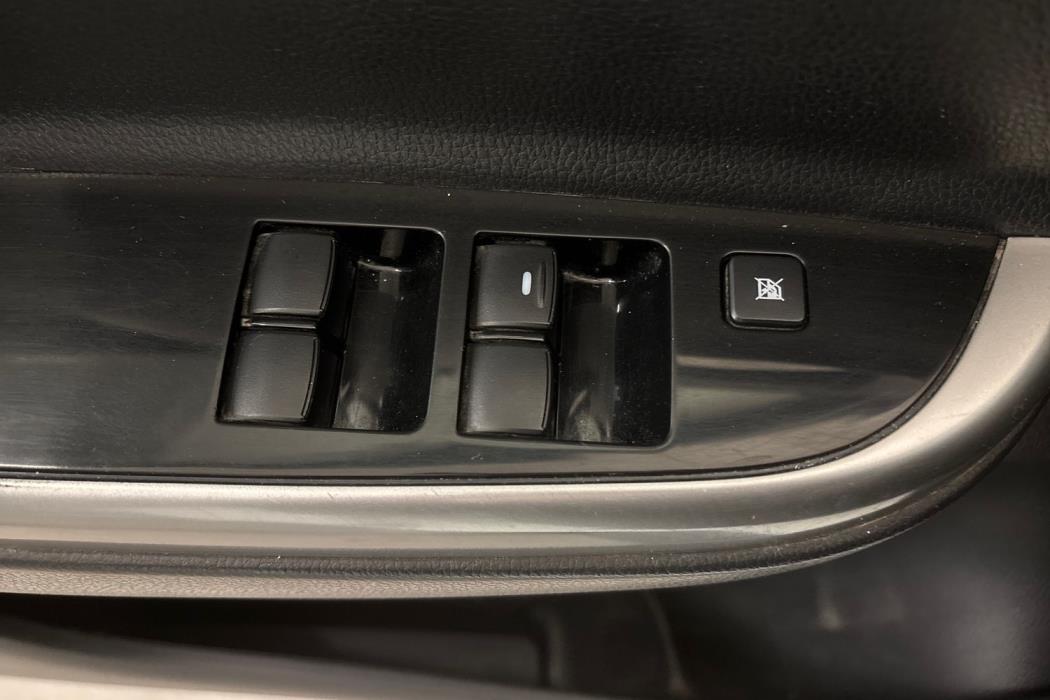 Mitsubishi L200 2021