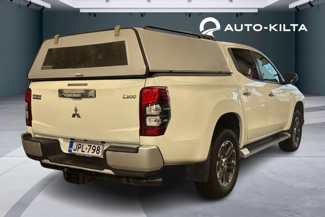 Mitsubishi L200 2021