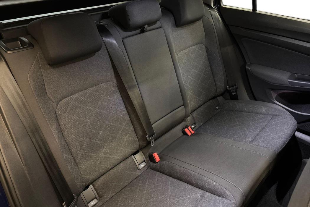 Volkswagen Golf 2021