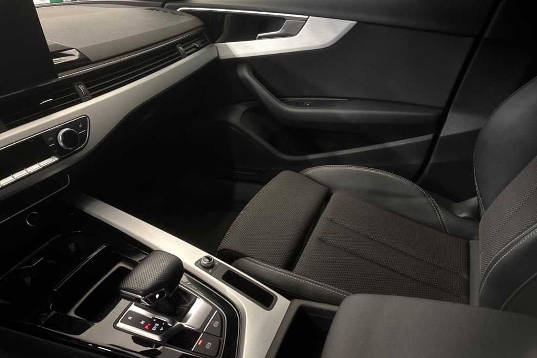 Audi A4 2021