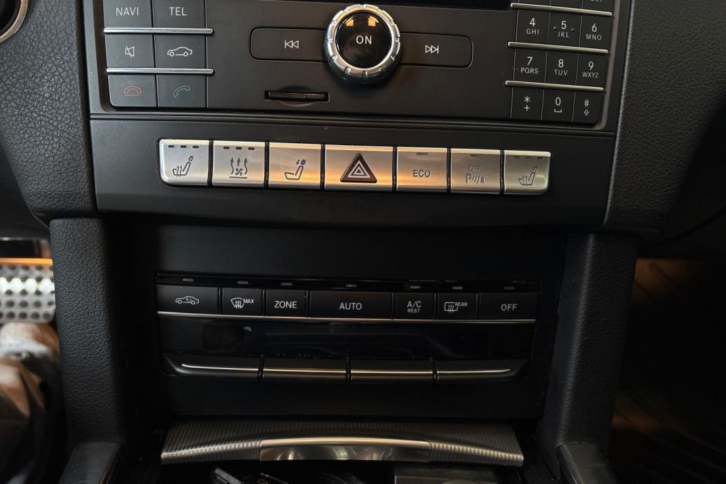 MERCEDES-BENZ E 2015