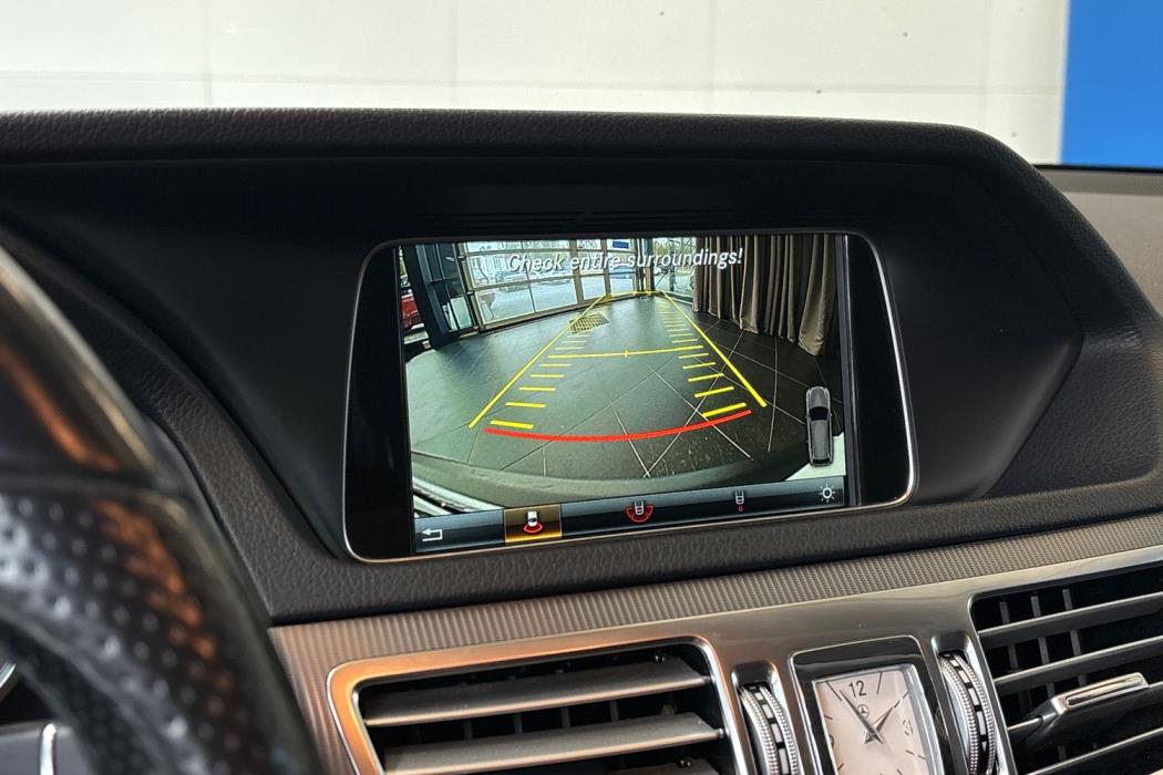 MERCEDES-BENZ E 2015