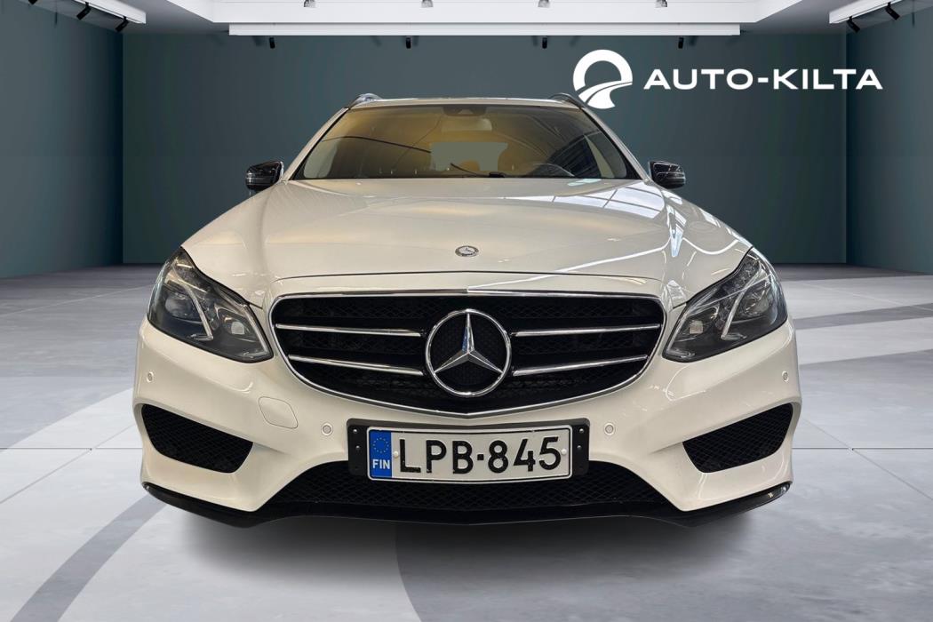 MERCEDES-BENZ E 2015