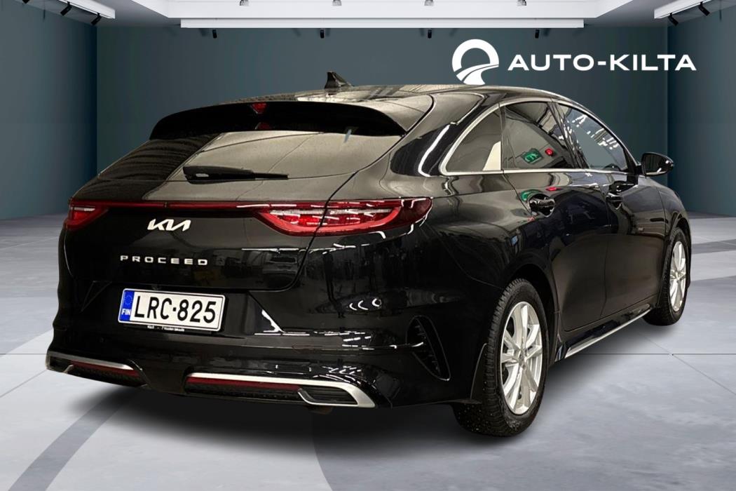 Kia ProCeed 2022