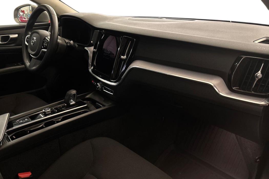 Volvo V60 Cross Country 2022