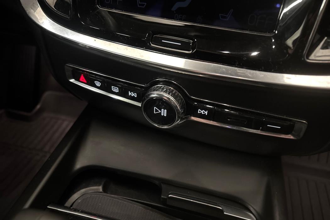 Volvo V60 Cross Country 2022