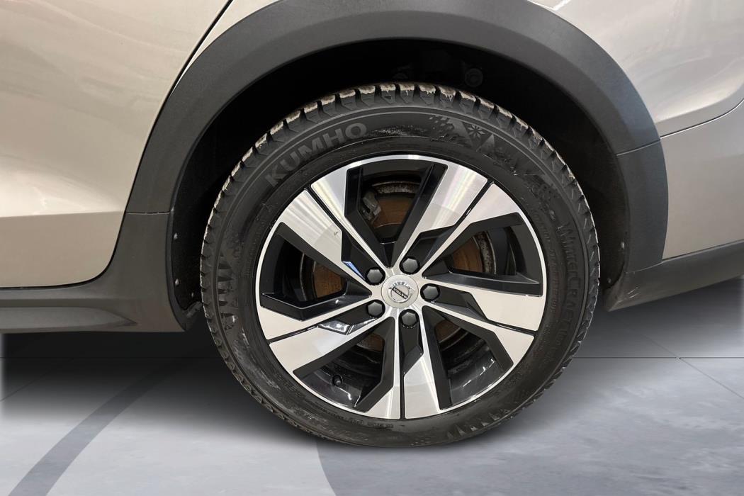 Volvo V60 Cross Country 2022