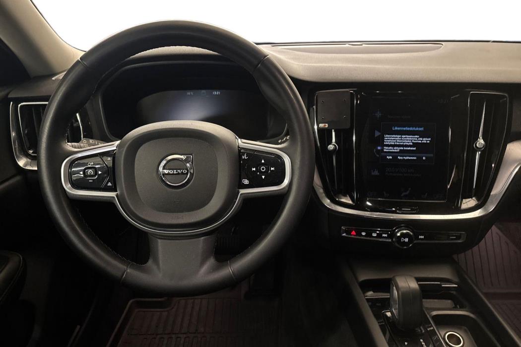 Volvo V60 Cross Country 2022