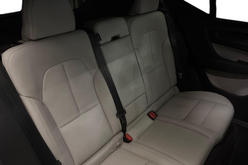 Volvo XC40 2021