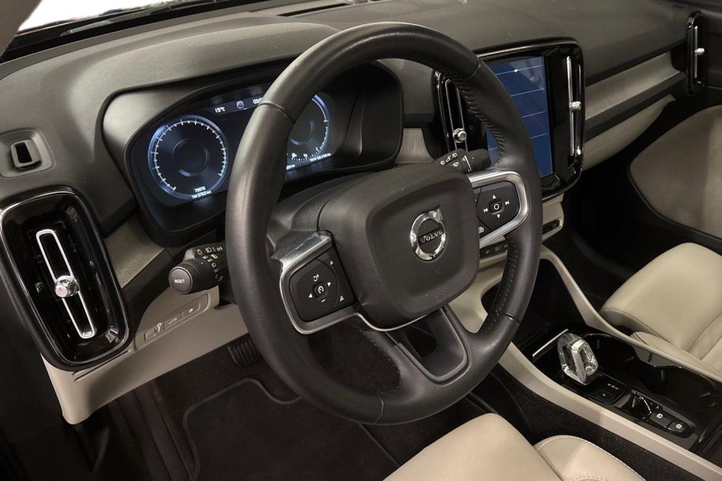 Volvo XC40 2021