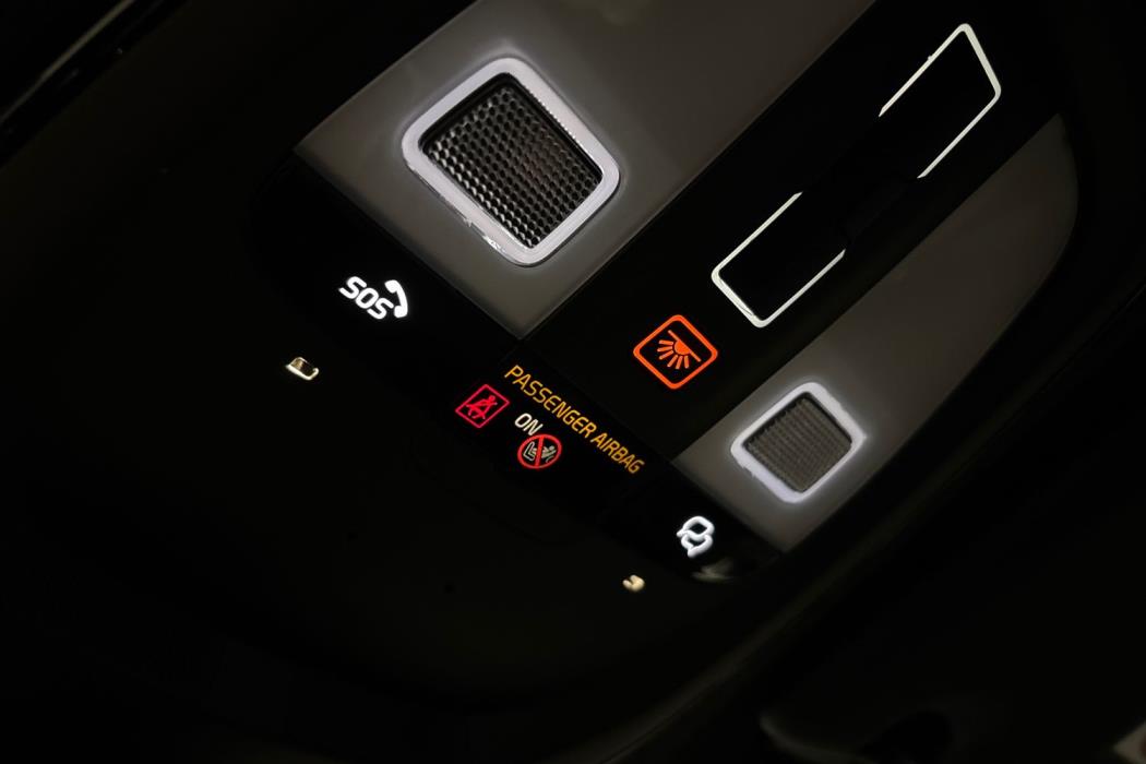 Volvo EX40 2025