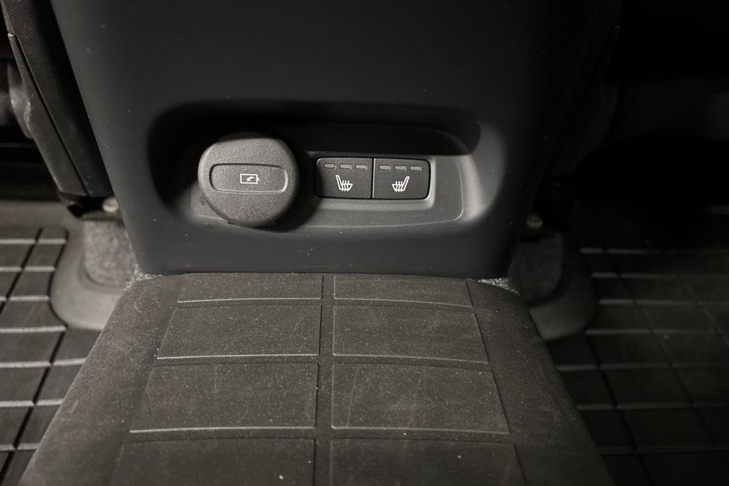 Volvo EX40 2025