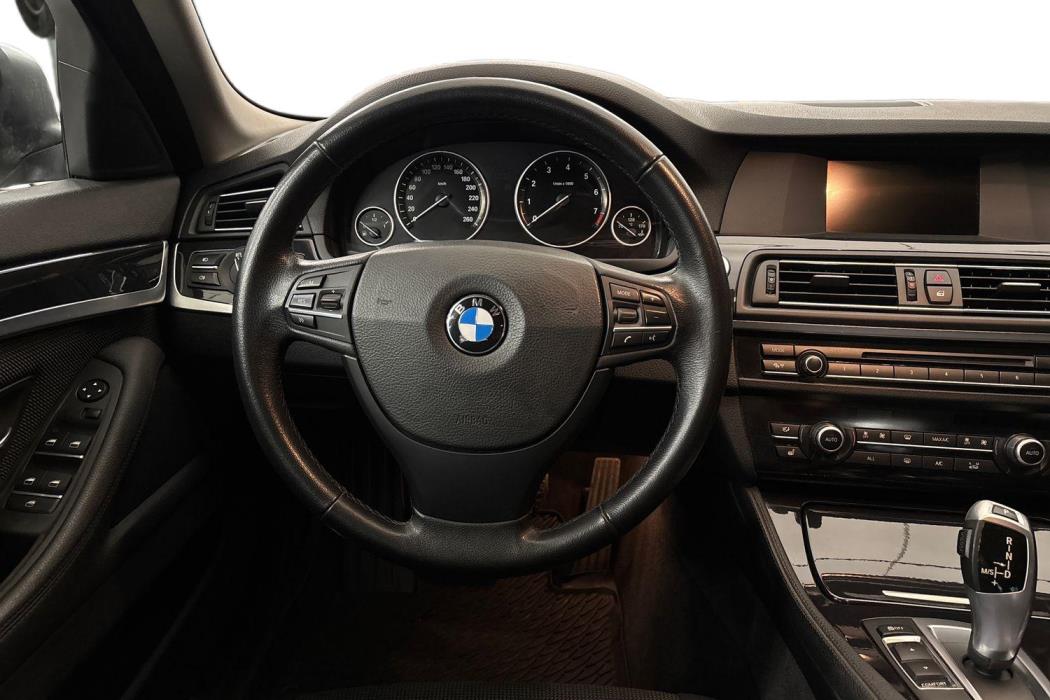 BMW 520 2013