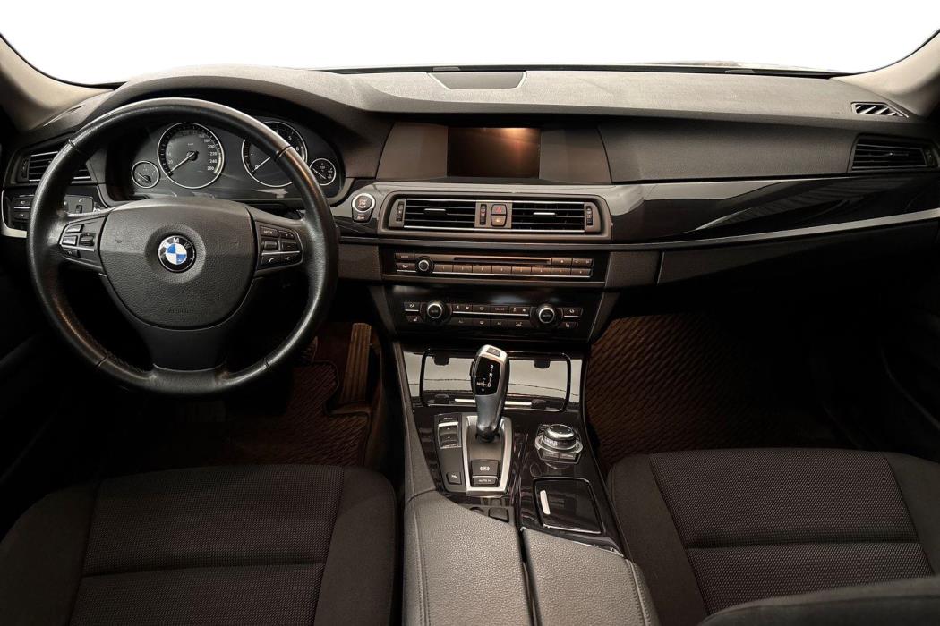 BMW 520 2013