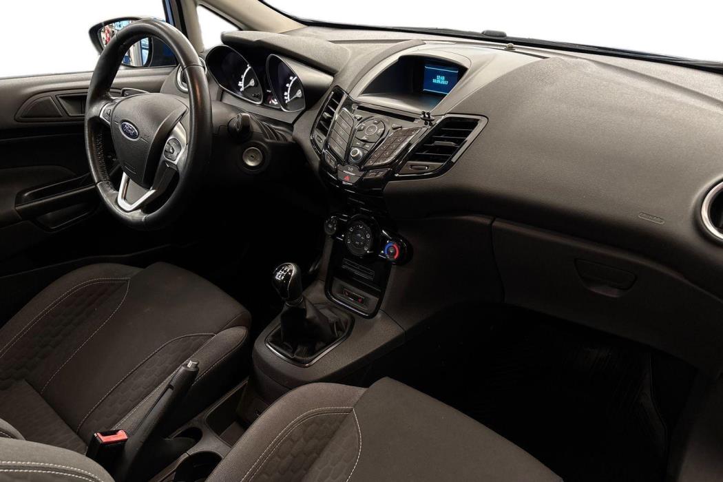 Ford Fiesta Van 2017
