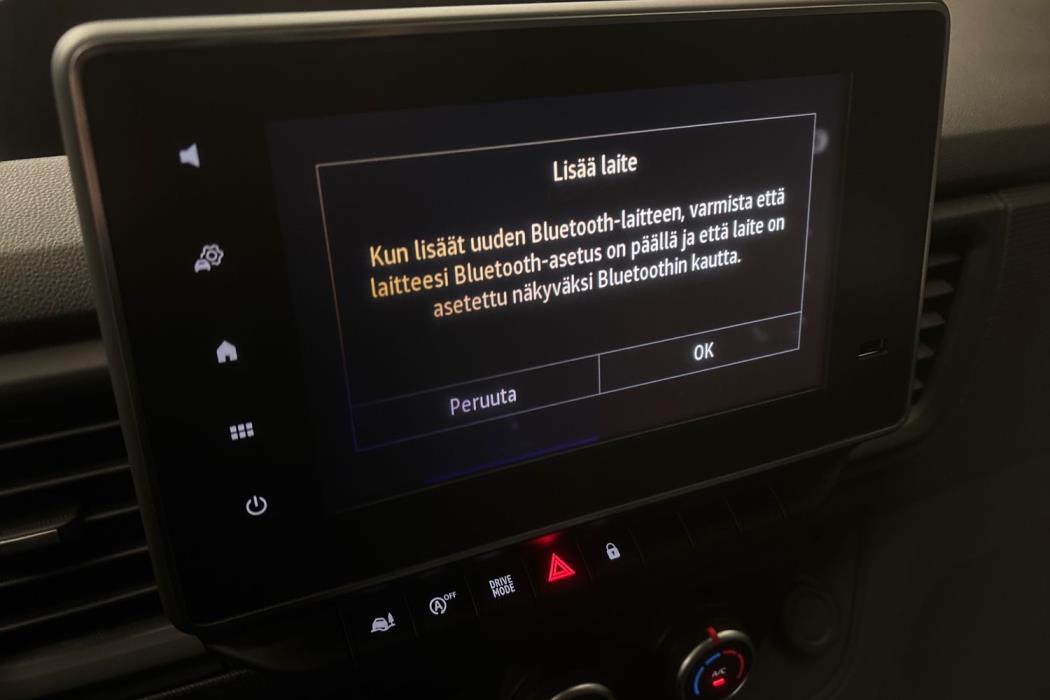 RENAULT Trafic 2023
