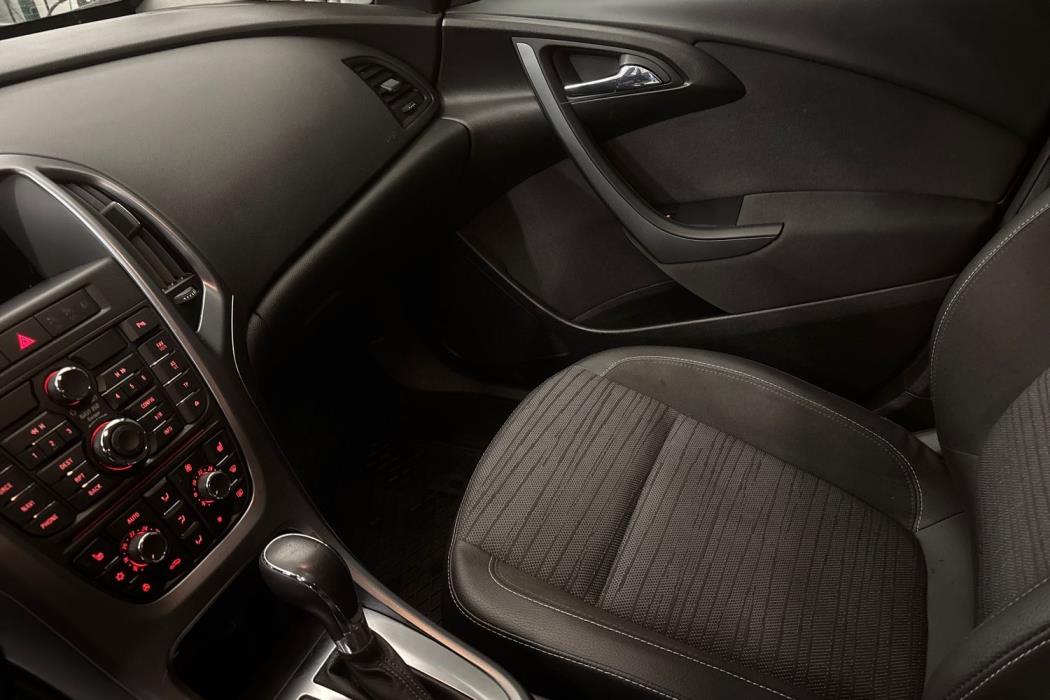 Opel Astra 2016