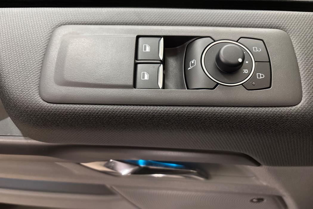 Ford Tourneo Custom 2026