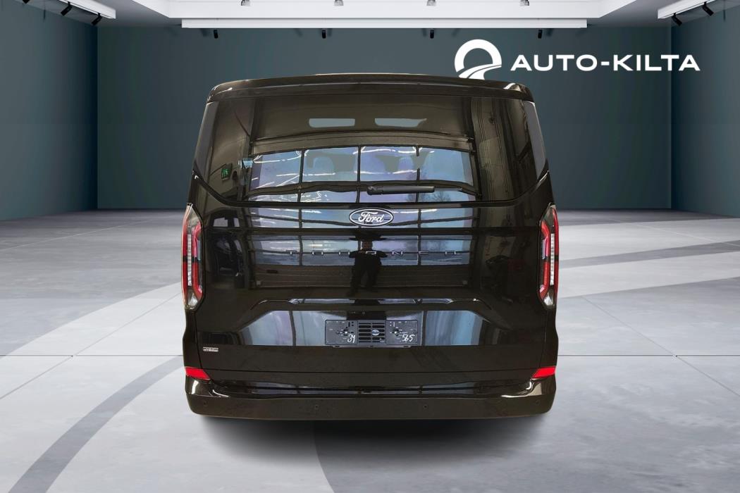 Ford Tourneo Custom 2026