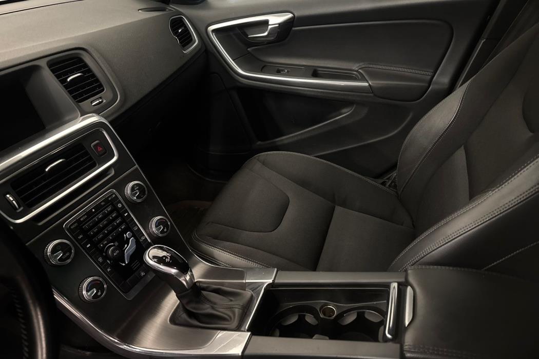 Volvo V60 2016